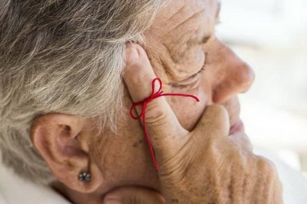 Deset ranih simptoma Alzheimerove bolesti