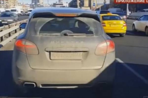 Na udaru kritika zbog poteza: Biznismen u Porscheu odbio da se skloni hitnoj pomoći