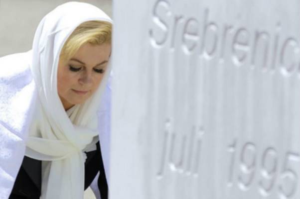 Kolinda Grabar-Kitarović uputila je pismo Majkama Srebrenice: Obraćam vam se kao majka…