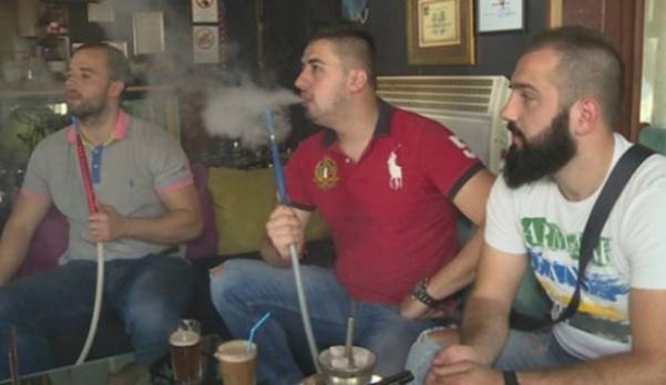 Vlasnici nargila barova u Sarajevu na nogama: Šega, šala… Bolje pušit’ šišu, nego piti alkohol!