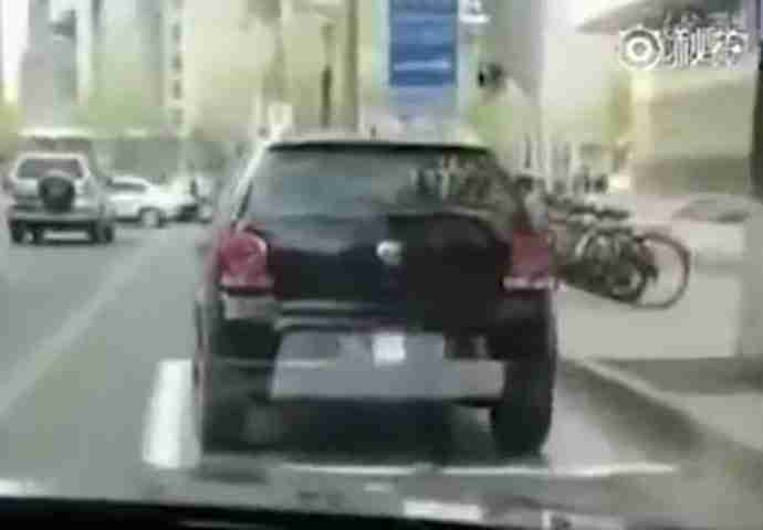 VIDEO Dječak ukrao automobil i policiji bježao vozeći 160 km/h