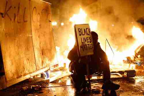 amerika-crnci-protesti-demonstracije-1-500x333_compressed