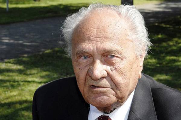 Bivši premijer Hrvatske oženio se u 97. godini života