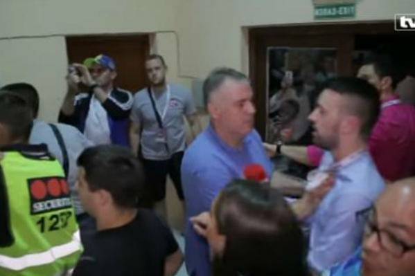 SKANDALOZNO: Tim Svetlane Cece Ražnatović napao ekipu novinara iz Sarajeva!