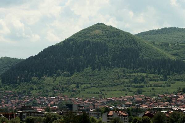 LAVIRINT OKOVAN TAJNOM: Konačno otkriveno šta se krije ispod čuvene “Bosanske piramide”