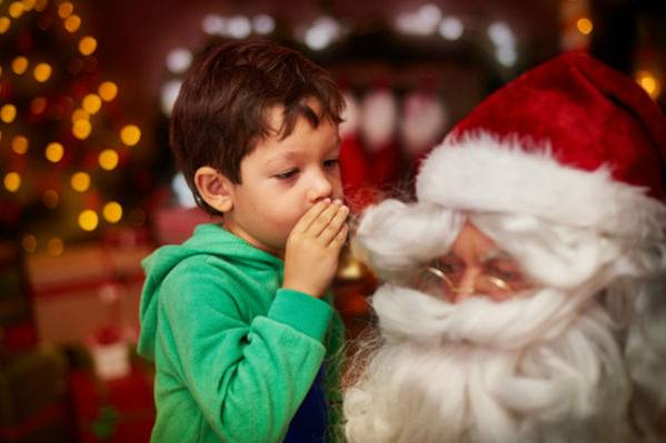 SVAŠTARA“SEBIČNO, NEMORALNO, NEGATIVNO”: Ne lažite djeci o Djedu Mrazu, psiholozi tvrde – to ima užasne posljedice