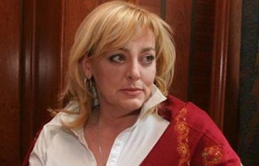 “Ana Babić je zaposlila sina u Narodnom pozorištu bez konkursa, zauzvrat je promijenila zakon”