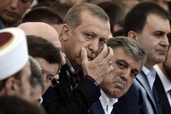 Dramatično upozorenje: Erdogan će Tursku pretvoriti u sultanat