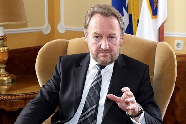 Izetbegović: Bošnjaci su, ustvari, jedan izvanredno otporan narod