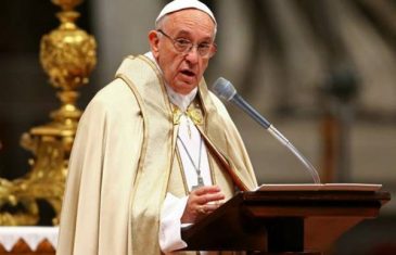 VISOKI ZVANIČNIK VATIKANA ZATRESAO SVIJET: Papa znao za zlostavljanje, neka podnese ostavku