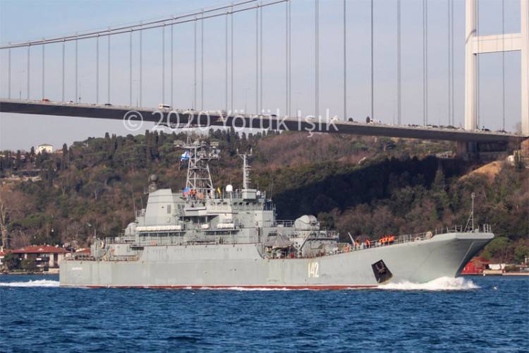 DRAMATIČNO NA BLISKOM ISTOKU: Rusija šalje četvrti ratni brod u Siriju, Turska razmješta PVO sisteme…