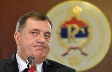 OŠTRE REAKCIJE NA REVIZIJU TUŽBE PROTIV SRBIJE: Dodik najavio KRIVIČNI POSTUPAK protiv Bakira Izetbegovića