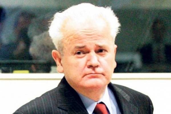 Jedni u transu, drugi u šoku: Nacija potpuno podijeljena – hoće li se u Beogradu podići spomenik Slobodanu Miloševiću?!