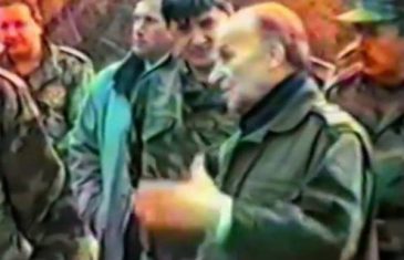 Snimak na kojem Alija Izetbegović odgovara borcima, na pitanje šta posle rata..?(VIDEO)