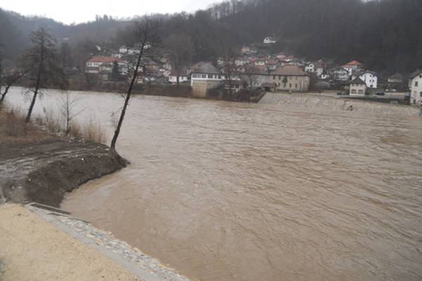 Vodostaj Bosne i njenih pritoka u porastu, ali su još u svojim koritima