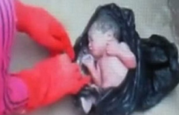 STRAŠNO: Napušteno novorođenče pronađeno u plastičnoj vrećici za smeće, mještani šokirani! (VIDEO)