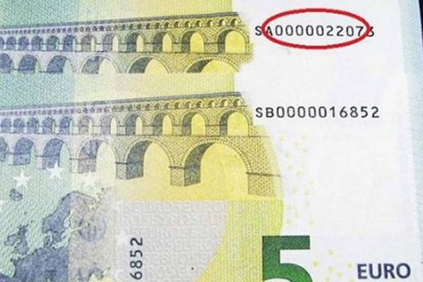 Novčanica od 5 Eura koja vas može OBOGATITI, možda baš vi imate ovu jedinstvenu seriju novčanice