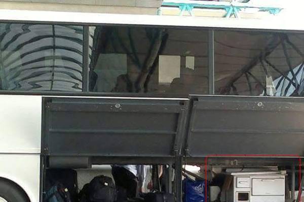 FOTOGRAFIJA IZAZVALA BROJNE KOMENTARE: Nećete vjerovati šta je Pazarac natovario na autobus za Frankfurt!