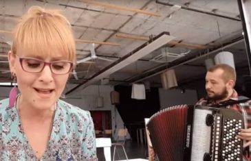 NOVA SILVANA ARMENULIĆ: Aleksandra Kovač otpjevala kultnu pjesmu “Što će mi život” (VIDEO)