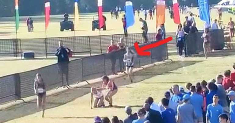 Učenici zastali da pomognu djevojci koja se srušila, ali obratite pažnju na trkačicu iza nje!