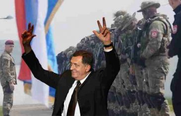 SNSD i Milorad Dodik su prešli iz faze negiranja u fazu veličanja genocida!