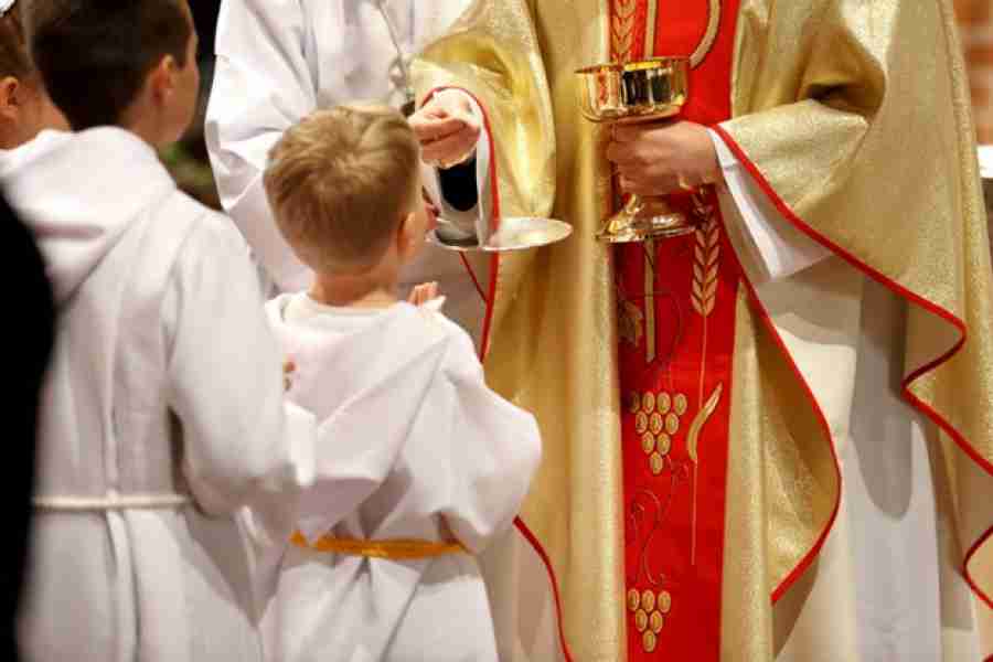 PEDOFILIJA U CRKVI: Ovi svećenici se*sualno su zlostavljali djecu u Hrvatskoj, kazne su im jadne