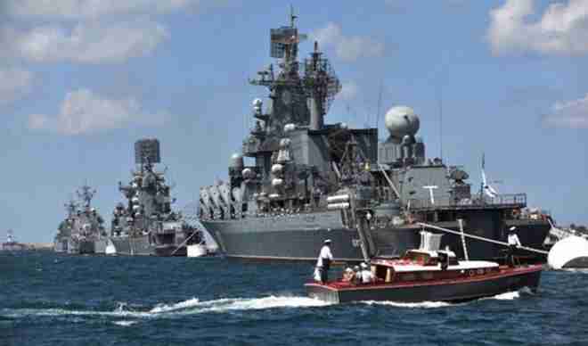 PROKLJUČAO MEDITERAN! Evo koliko ratnih brodova imaju Rusi, a koliko Amerikanci!