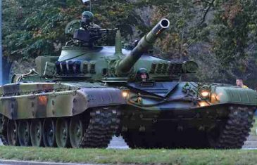 ŠTA SE DEŠAVA: Kolona srpskih tenkova krenula ka Kosovu? (VIDEO)