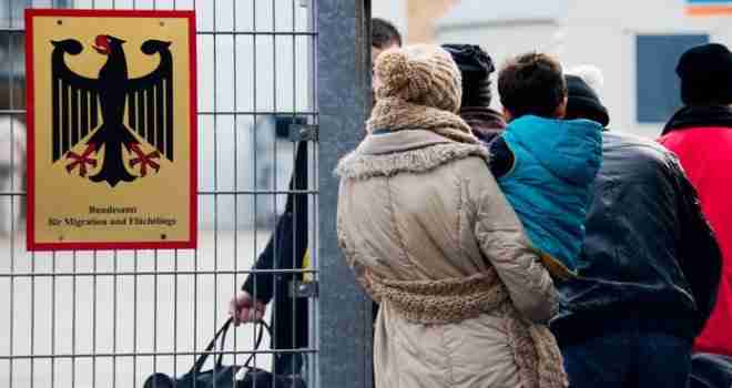 Dugo zataškavani skandal trese Njemačku: Kako se dolazilo do azila za hiljadu eura