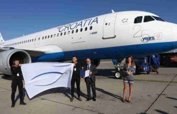PANIKA U AVIONU: Stjuardesa Croatia Airlinesa zaražena ospicama, EVO KAKO SU REAGOVALI PUTNICI…