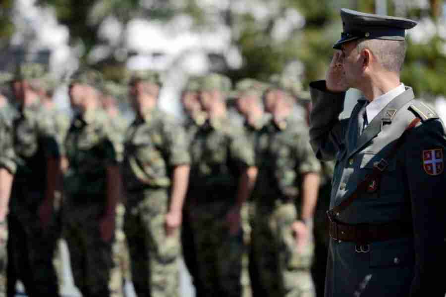 HAOS NA DRUŠTVENIM MREŽAMA: Vojska Srbije salutira Draži Mihailoviću na Ravnoj Gori