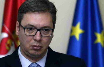 VUČIĆ JE SAKRIO PAPIR O SUDBINI KOSOVA OD SVIH U PREDSJEDNIŠTVU! Ovo je TAJNA službene BILJEŠKE predsjednika Srbije