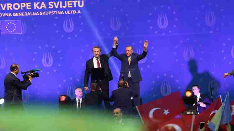 Erdoan se vraća ranije u Tursku: Velike promjene u protokolu