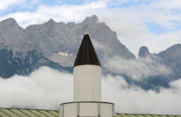 Austrija zatvara džamije i protjeruje imame, može proći samo islam s ‘austrijskim štihom’