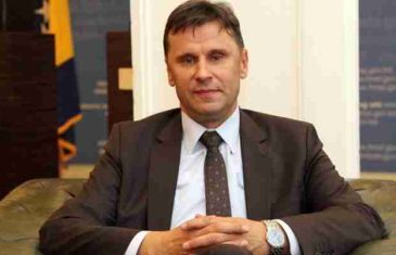Šta to Novalić zna? Premijer najavljuje velike promjene u sistemu zbog afere ‘Respiratori’