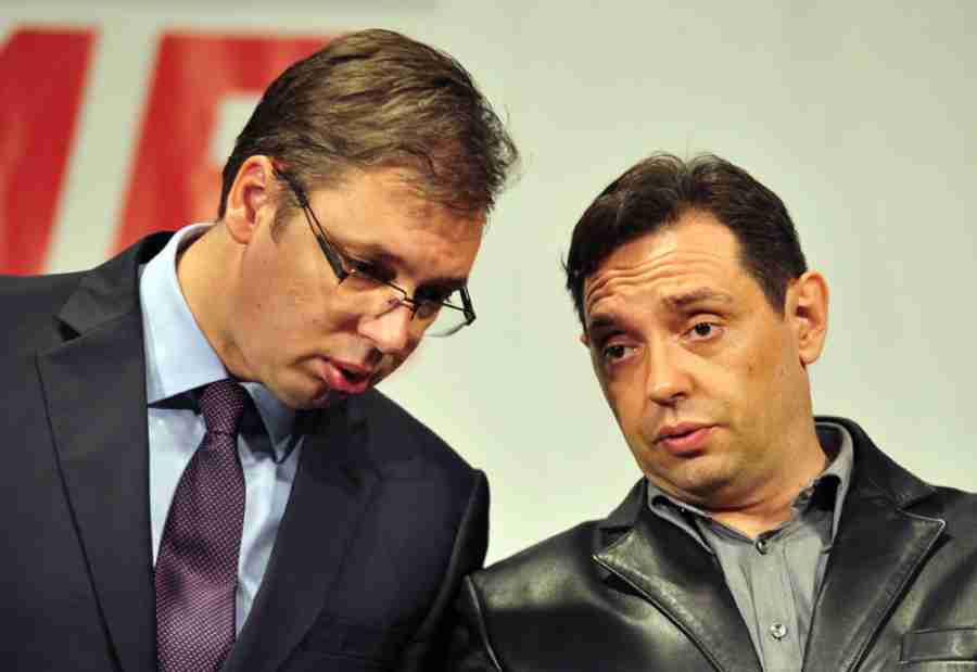 MOŽE LI LUĐE: Aleksandar Vulin optužio članove SNS-a, spominjao Danila Vučića i povlačenje njegovog oca iz politike…
