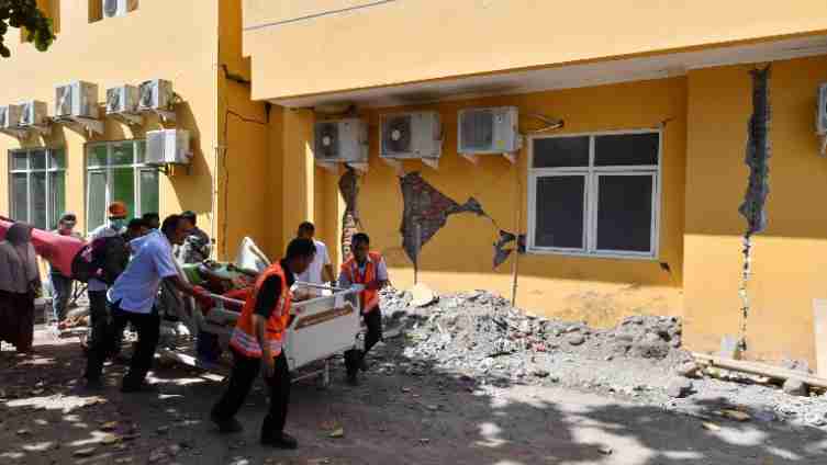 Više od 90 osoba poginulo, a 209 povrijeđeno u zemljotresu u Indoneziji, spašavanje i dalje traje