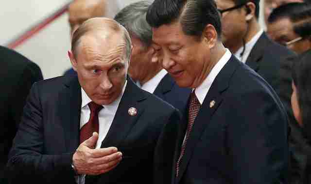 PAD IMPERIJE NIKO NE MOŽE ZAUSTAVITI – BIĆE RATA: Rusija i Kina konačno dogovorili, sva međusobna plaćanja isključivo u rubljama i juanima