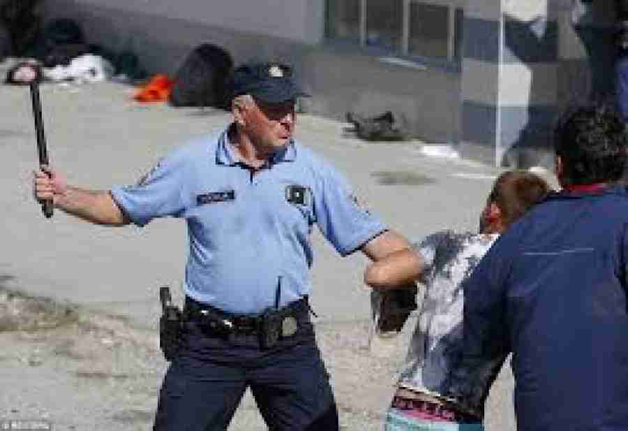 ZA HRVATSKU BRUKU SADA ZNA CIJELI SVIJET: Njemački mediji otkrili kako hrvatski policajci MLATE MIGRANTE, ovo je brutalno…