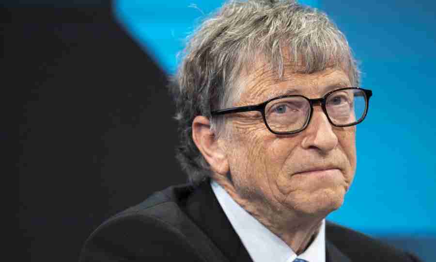 ŠTA NAS ČEKA U 2024: Bill Gates otkrio svoja predviđanja za narednu godinu, a sve se vrti oko jednog fenomena
