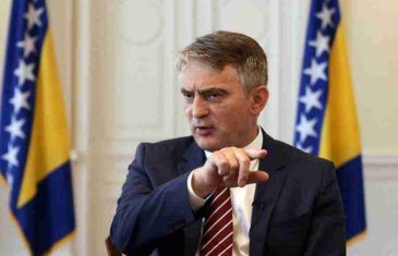 ŽELJKO KOMŠIĆ DIREKTNO: “Ako Abazović stvarno misli ono što je rekao onda nije ni trebao dolaziti u Srebrenicu”