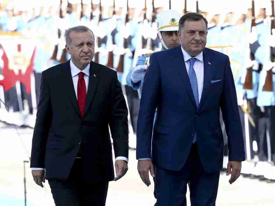 SUSRET U ANKARI: Dodik sa Erdoganom razgovarao o “utjecaju Zapada na…”