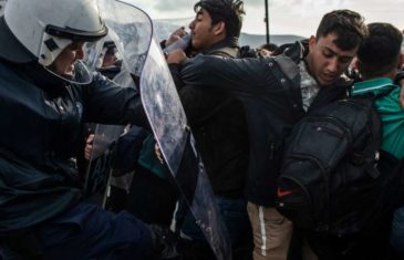Neredi u kampu Lipa: Migranti kamenjem gađali policiju, specijalci na terenu