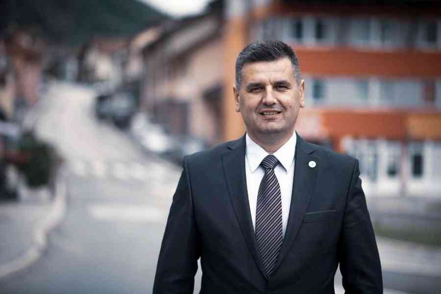 OŠTRA REAKCIJA TABAKOVIĆA: Bošnjaci nikada nisu napravili incident, a Grujičić i njegovi trabanti u četničkoj ikonografiji defiluju Srebrenicom