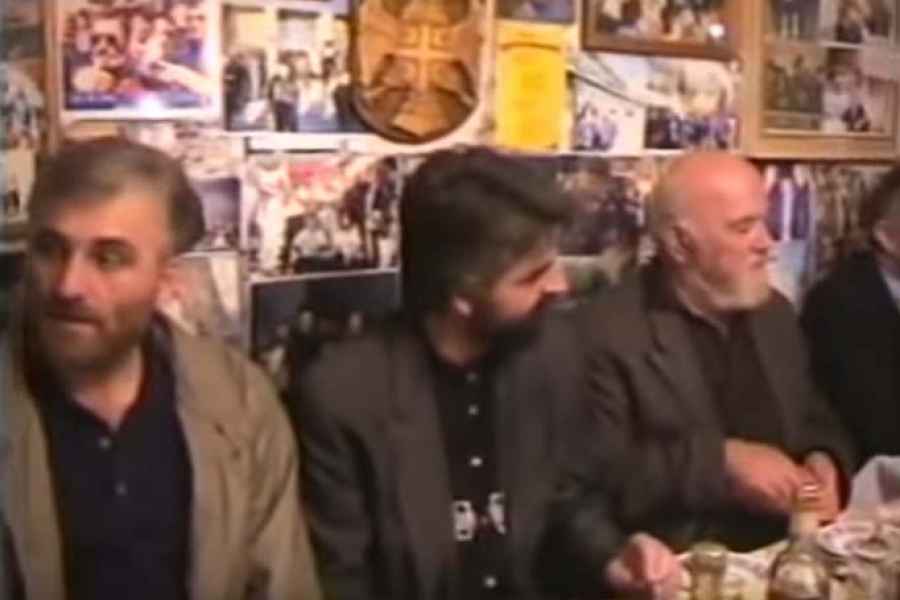 KUNE SE DA NIJE ČETNIK: Krivokapić priznao da je bio ispod Karadžićeve slike, sa četnicima, na dočeku osuđenog teroriste Kavaje…