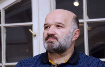 “ČESTITAM, IDIOTI…”: Oštra reakcija Senada Pećanina na posjetu iranskog šefa diplomacije Bosni i Hercegovini…
