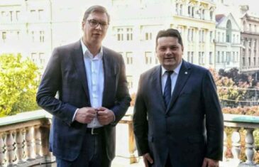 NAŠAO MALO VREMENA DA GA PRIMI: Stevandić kod Vučića u Beogradu, prisjetili se skupa dana kad su nosili šajkače i kokarde