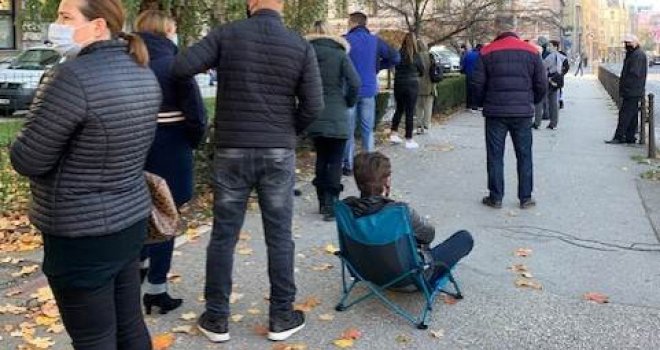 Haotične scene, svađe i sukobi ispred sarajevskih Domova zdravlja: Pacijenti dolaze  sat i po prije početka radnog vremena