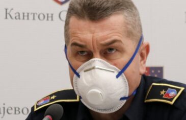 NAČELNIK SEKTORA UNIFORMISANE POLICIJE MUP-A KS Hrvat apeluje na građane Sarajeva: Nosite maske i ne hodajte noću ili ćete plaćati kazne do…