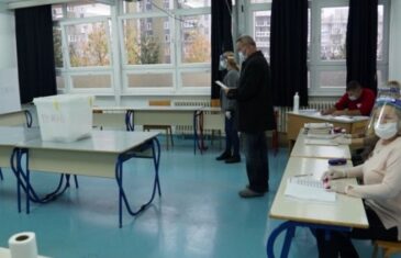 Sarajlije zakazale: Od 277.016 registrovanih birača u Gradu Sarajevu do 16 sati glasalo samo 84.494 ili 30,5 posto